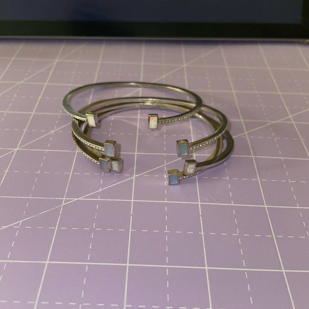 Kendra Scott opal bangle set